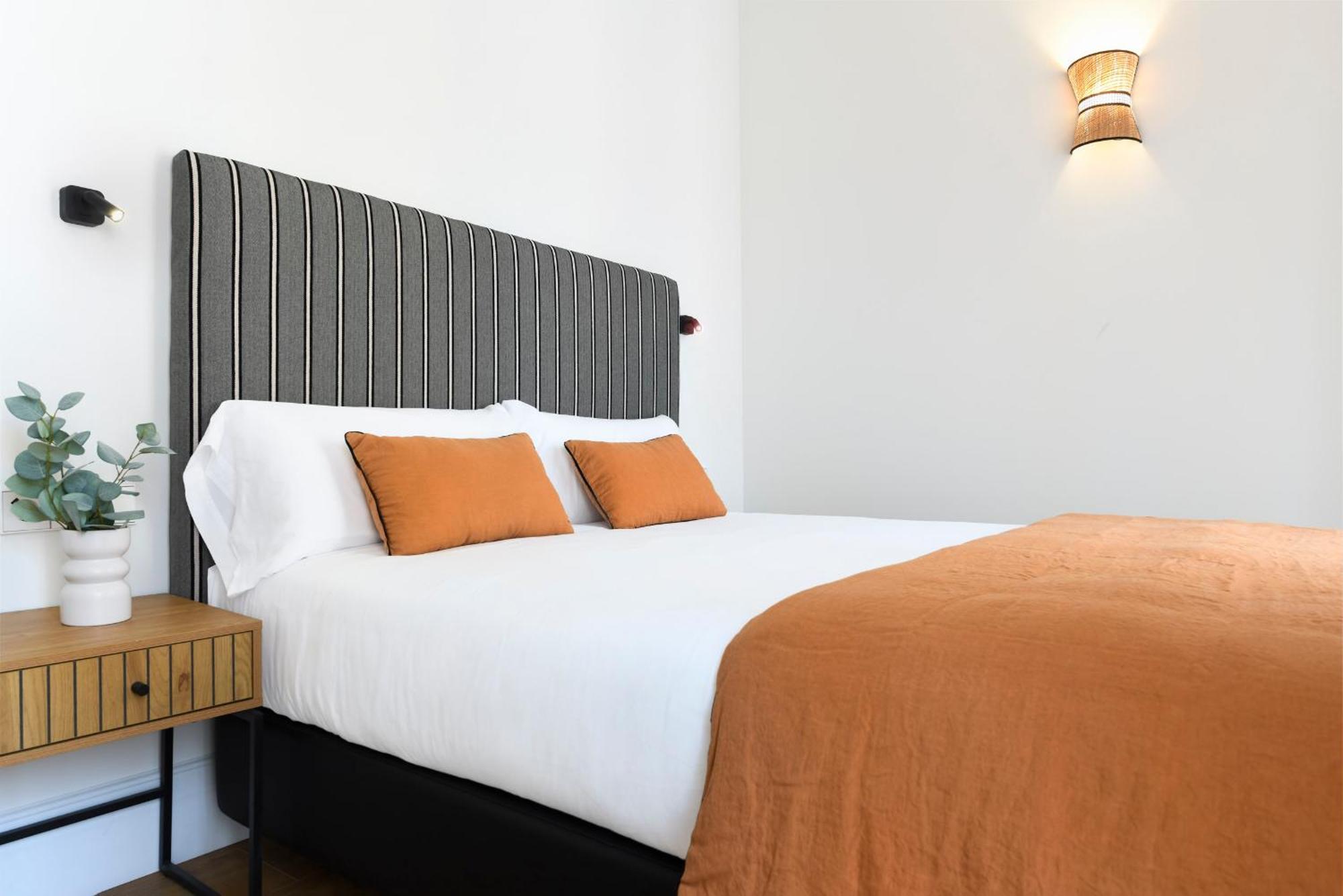 Magno Apartments Pureza Севилья Экстерьер фото