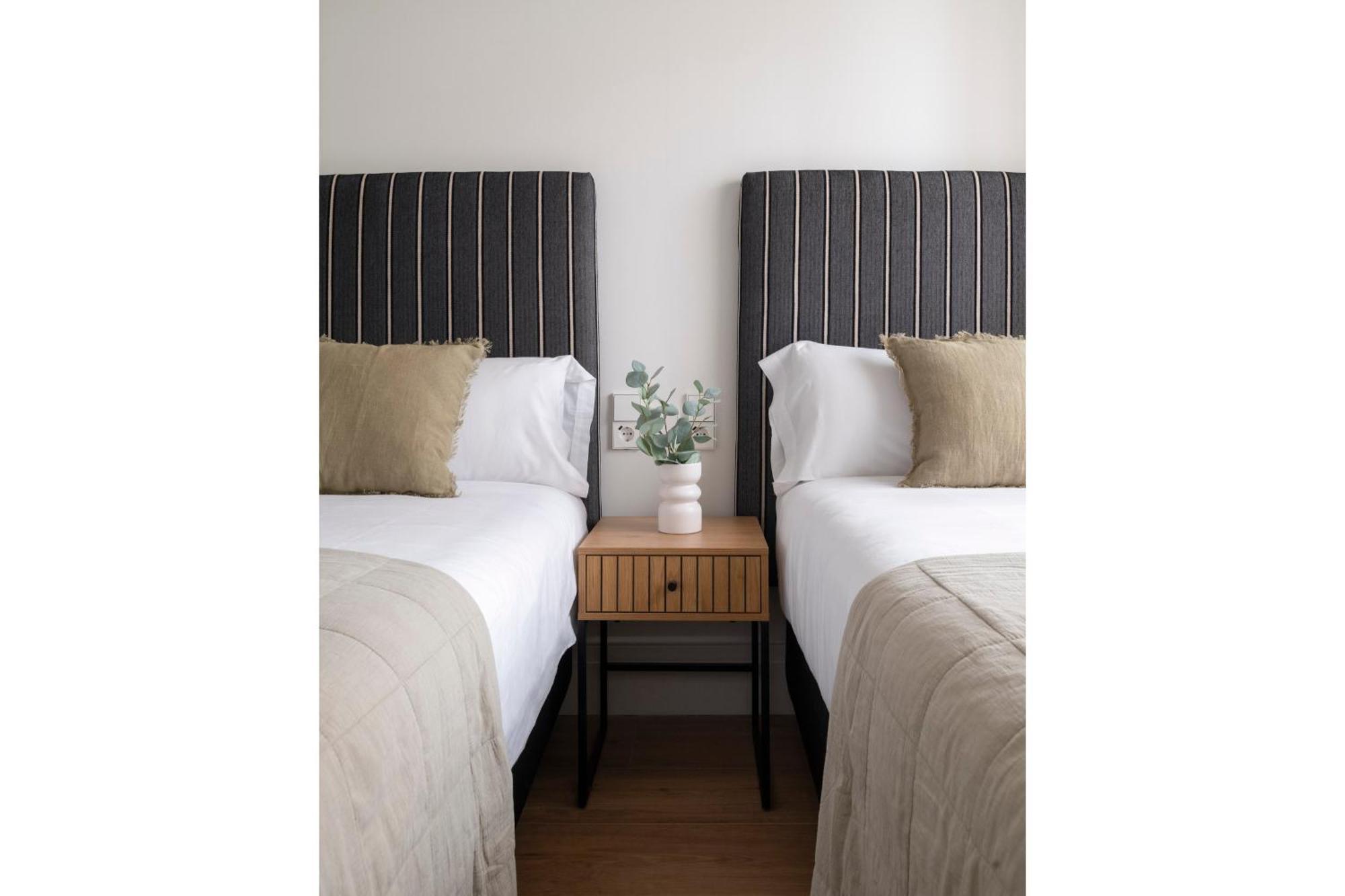 Magno Apartments Pureza Севилья Экстерьер фото